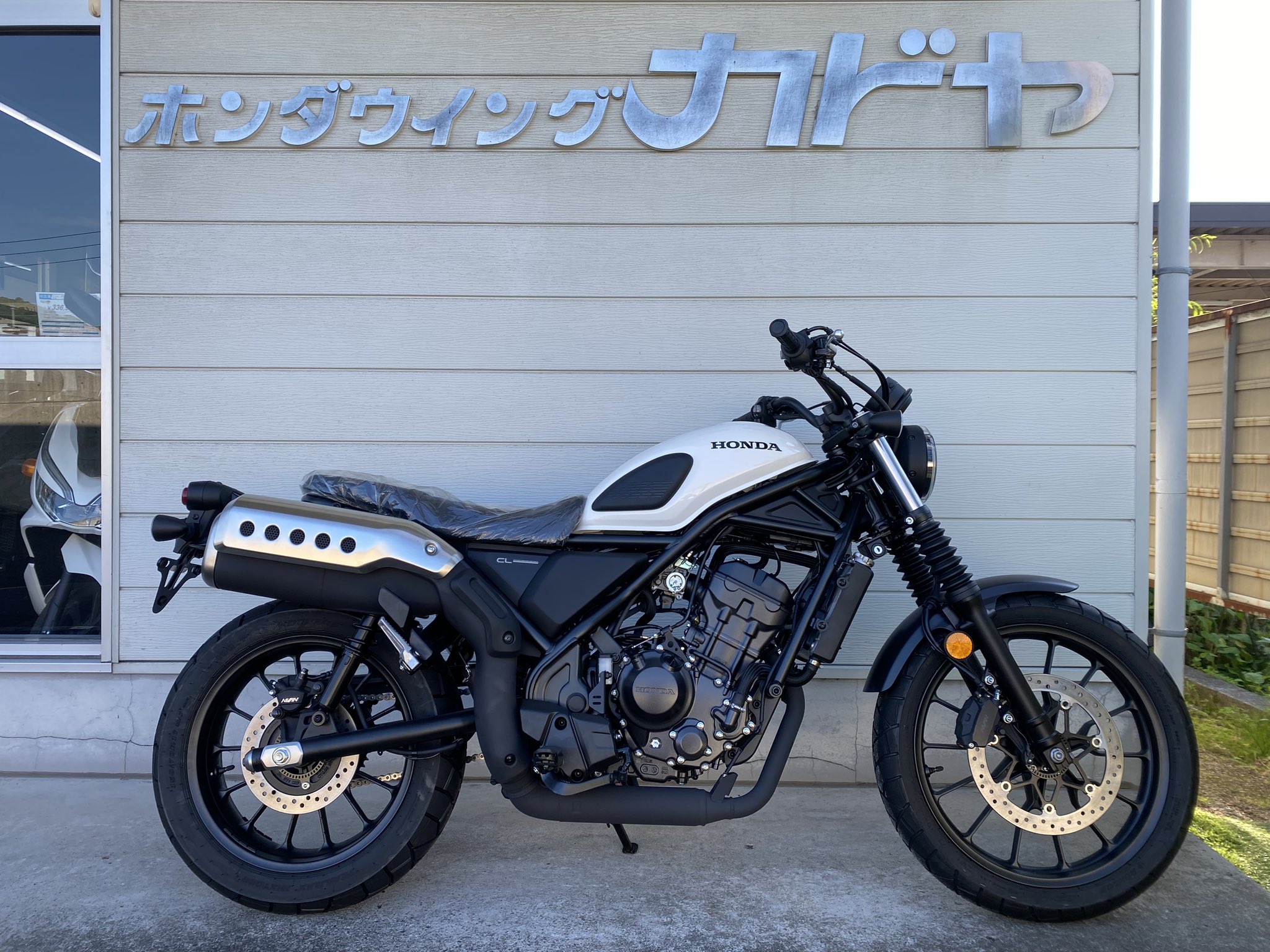 ホンダ ハンターカブ 125 入荷半年待ち❗️三重県のバイク有名店での